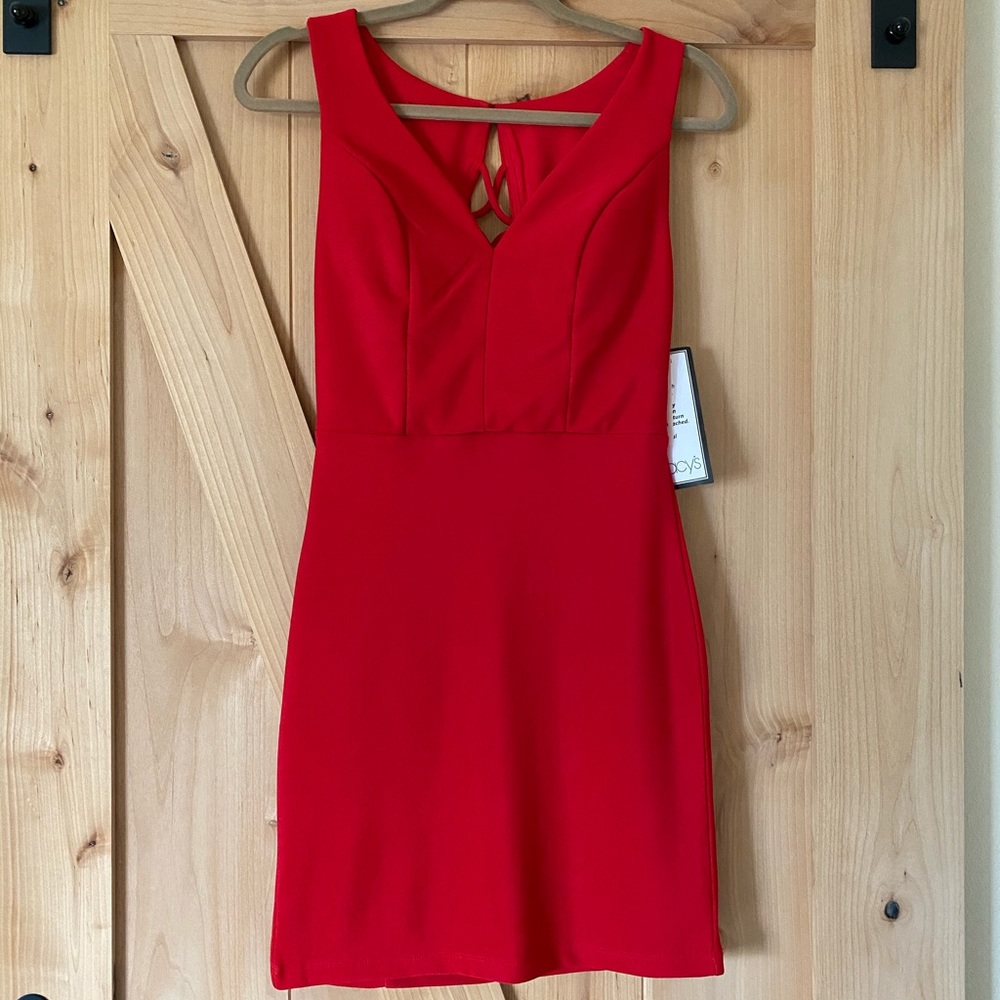 Macy’s Red Dress with built in bra size 5 NWT